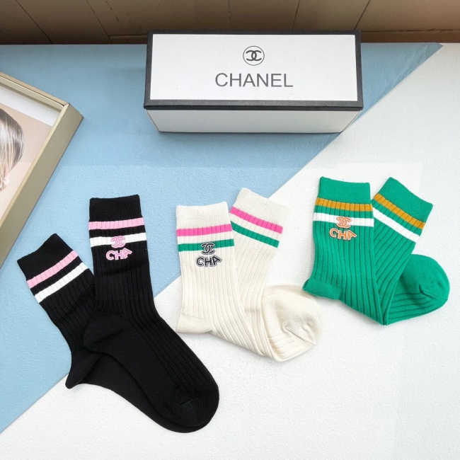 Socks 3 pairs
