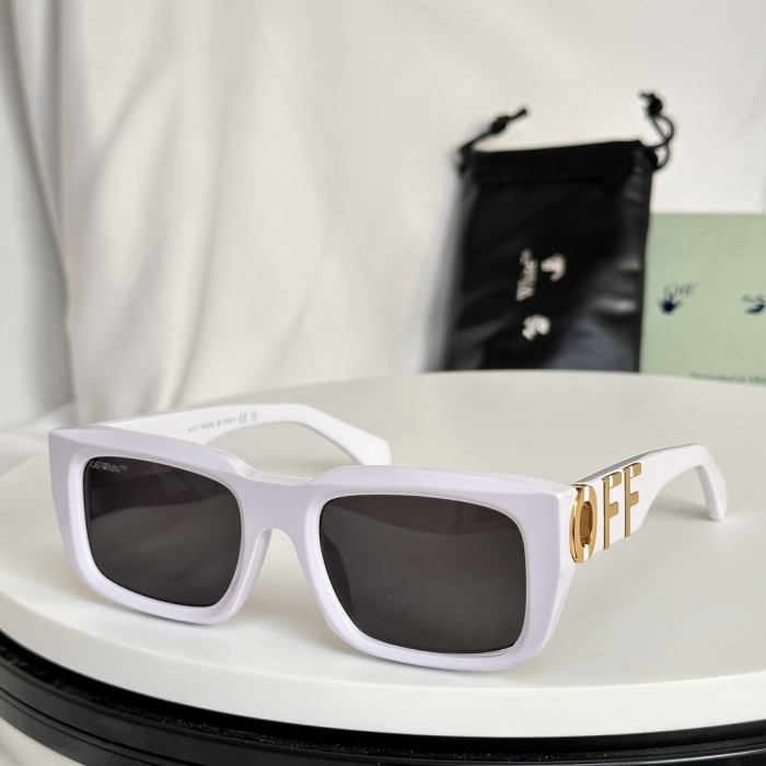 Top Quality O*ff W*hite Glasses