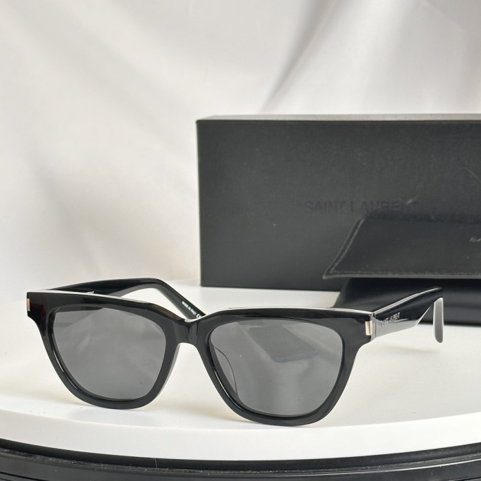 Top Quality S*AINT L*AUREN Glasses