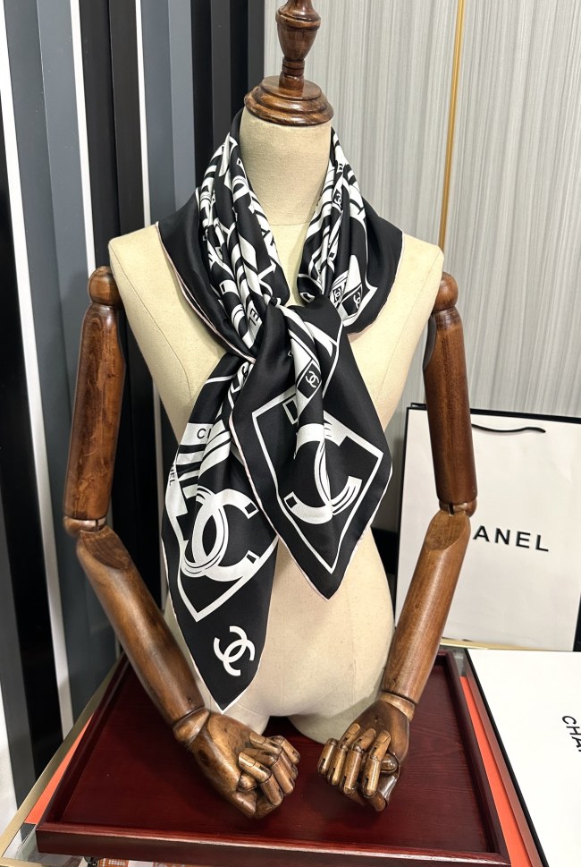 Scarf 90 x 90 CM