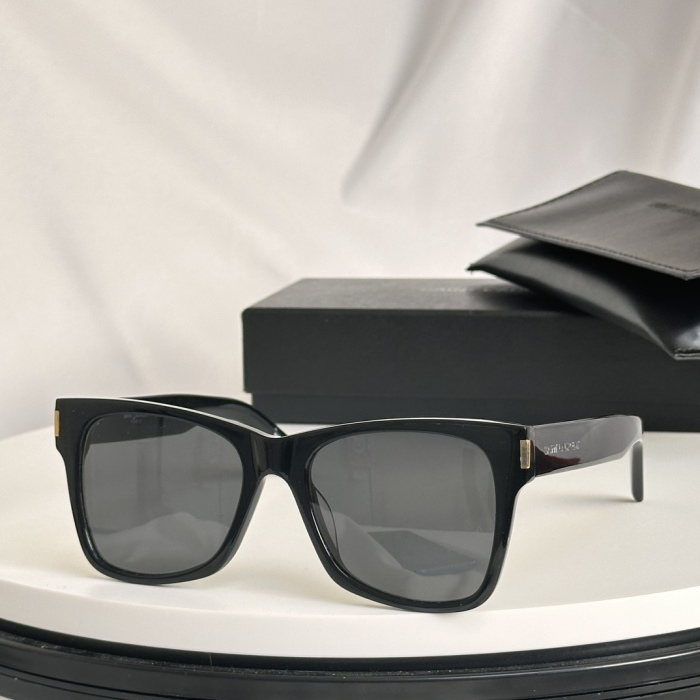Top Quality S*AINT L*AUREN Glasses