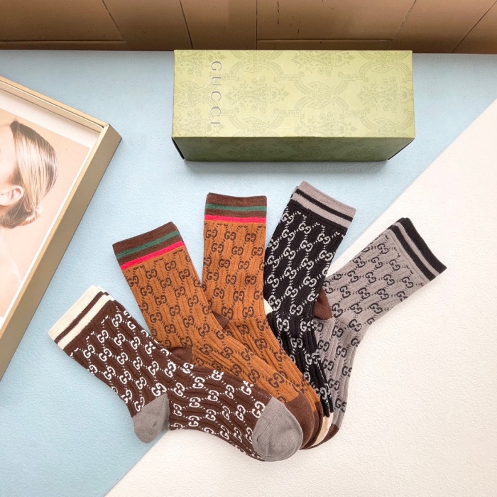 Socks 5 pairs