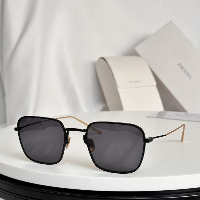 Top Quality  P*rada Glasses