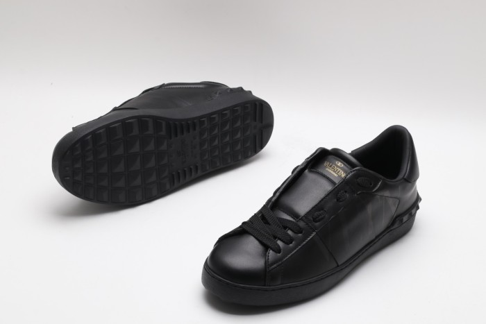 Men Women 𝑉*𝐴𝐿𝐸𝑁𝑇𝐼𝑁𝑂 Top Sneakers
