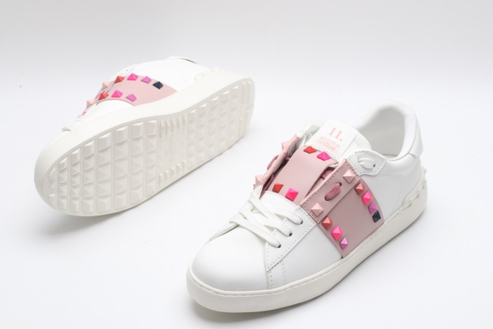 Men Women 𝑉*𝐴𝐿𝐸𝑁𝑇𝐼𝑁𝑂 Top Sneakers