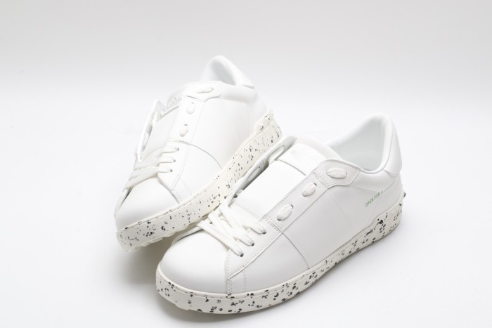 Men Women 𝑉*𝐴𝐿𝐸𝑁𝑇𝐼𝑁𝑂 Top Sneakers