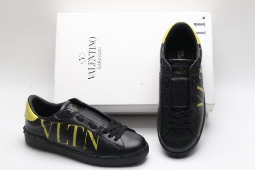 Men Women 𝑉*𝐴𝐿𝐸𝑁𝑇𝐼𝑁𝑂 Top Sneakers