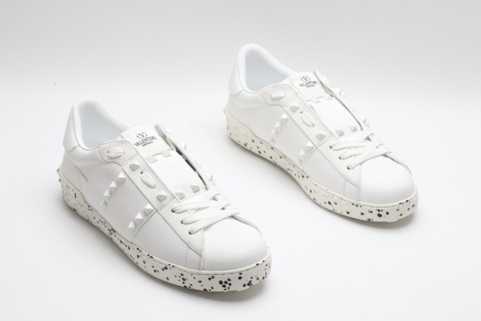 Men Women 𝑉*𝐴𝐿𝐸𝑁𝑇𝐼𝑁𝑂 Top Sneakers