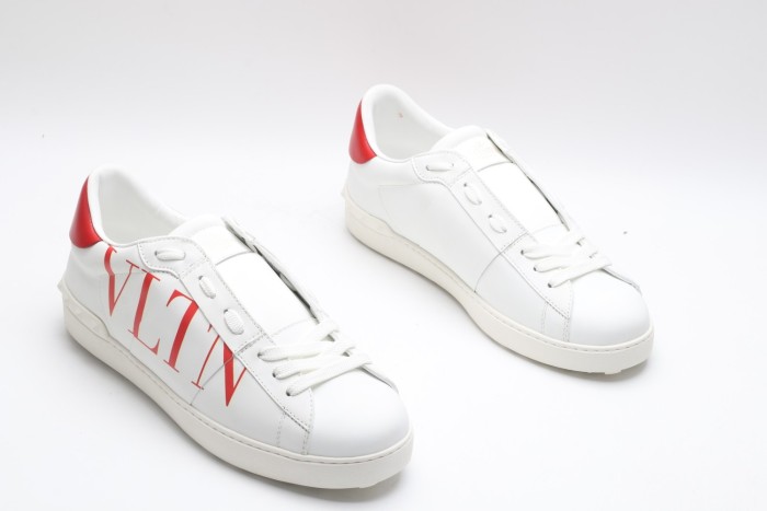 Men Women 𝑉*𝐴𝐿𝐸𝑁𝑇𝐼𝑁𝑂 Top Sneakers