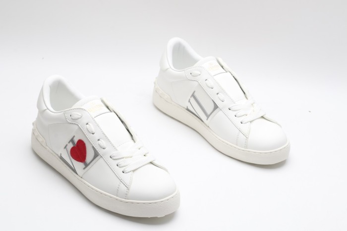Men Women 𝑉*𝐴𝐿𝐸𝑁𝑇𝐼𝑁𝑂 Top Sneakers