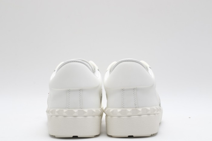 Men Women 𝑉*𝐴𝐿𝐸𝑁𝑇𝐼𝑁𝑂 Top Sneakers