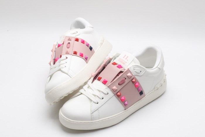 Men Women 𝑉*𝐴𝐿𝐸𝑁𝑇𝐼𝑁𝑂 Top Sneakers