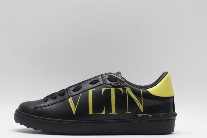 Men Women 𝑉*𝐴𝐿𝐸𝑁𝑇𝐼𝑁𝑂 Top Sneakers