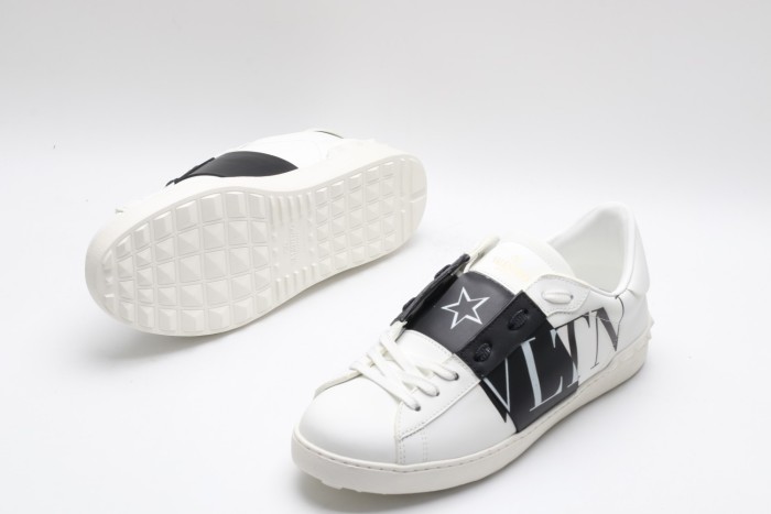 Men Women 𝑉*𝐴𝐿𝐸𝑁𝑇𝐼𝑁𝑂 Top Sneakers