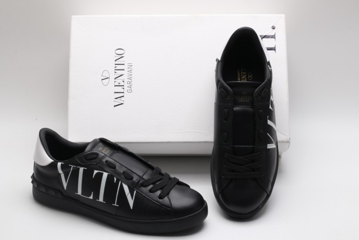 Men Women 𝑉*𝐴𝐿𝐸𝑁𝑇𝐼𝑁𝑂 Top Sneakers
