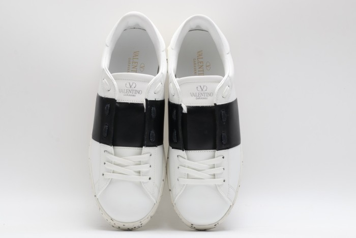 Men Women 𝑉*𝐴𝐿𝐸𝑁𝑇𝐼𝑁𝑂 Top Sneakers