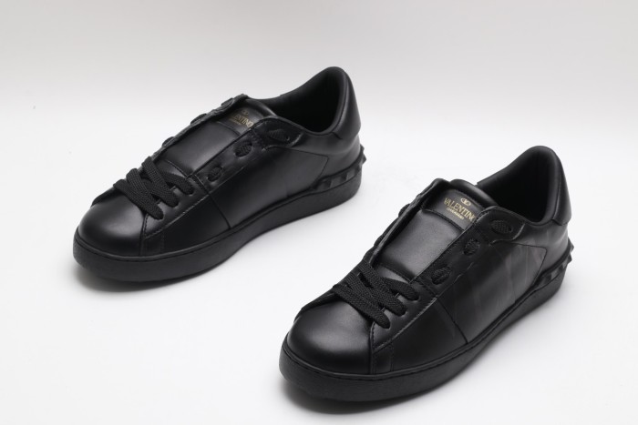 Men Women 𝑉*𝐴𝐿𝐸𝑁𝑇𝐼𝑁𝑂 Top Sneakers