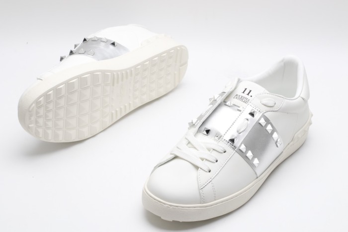 Men Women 𝑉*𝐴𝐿𝐸𝑁𝑇𝐼𝑁𝑂 Top Sneakers