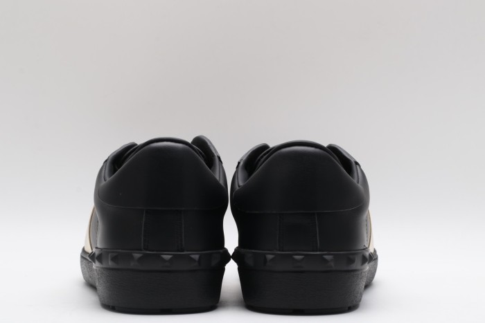 Men Women 𝑉*𝐴𝐿𝐸𝑁𝑇𝐼𝑁𝑂 Top Sneakers