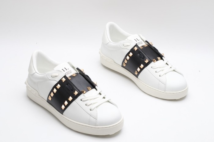 Men Women 𝑉*𝐴𝐿𝐸𝑁𝑇𝐼𝑁𝑂 Top Sneakers