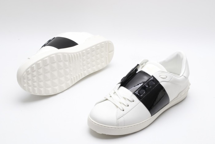 Men Women 𝑉*𝐴𝐿𝐸𝑁𝑇𝐼𝑁𝑂 Top Sneakers