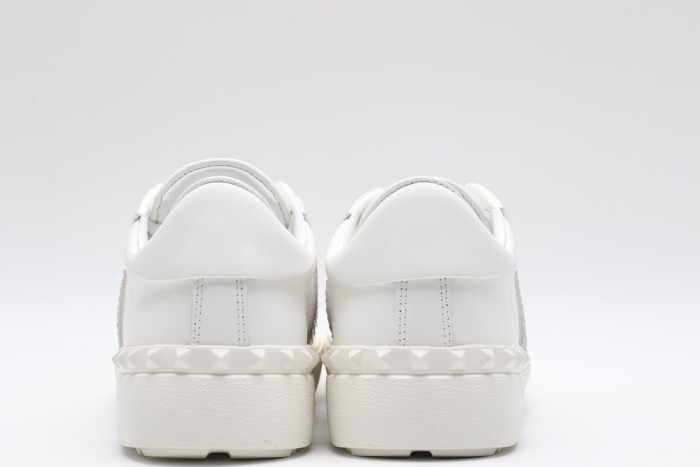 Men Women 𝑉*𝐴𝐿𝐸𝑁𝑇𝐼𝑁𝑂 Top Sneakers