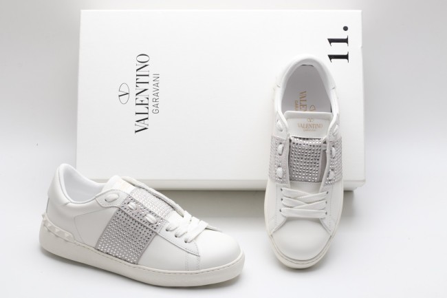 Men Women 𝑉*𝐴𝐿𝐸𝑁𝑇𝐼𝑁𝑂 Top Sneakers