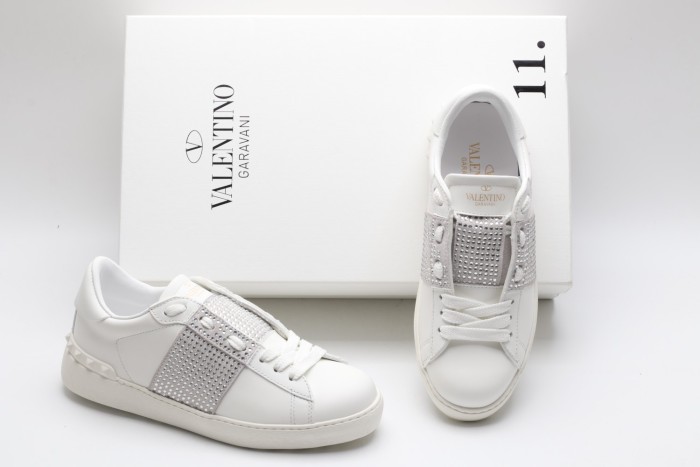 Men Women 𝑉*𝐴𝐿𝐸𝑁𝑇𝐼𝑁𝑂 Top Sneakers