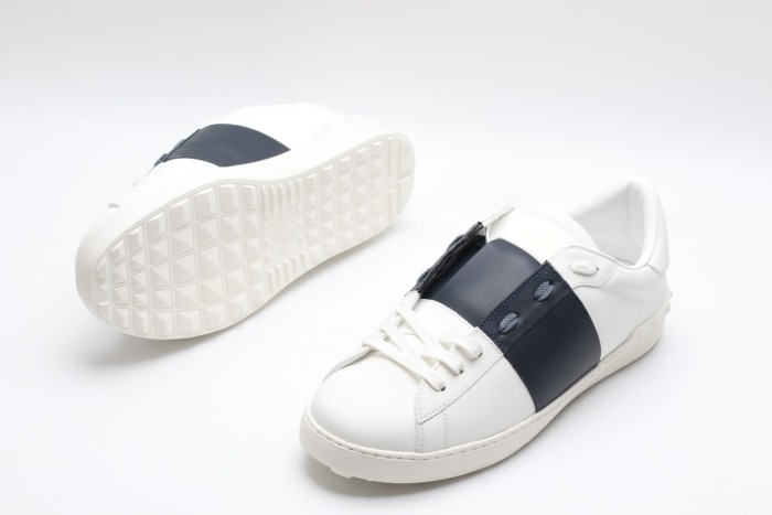 Men Women 𝑉*𝐴𝐿𝐸𝑁𝑇𝐼𝑁𝑂 Top Sneakers