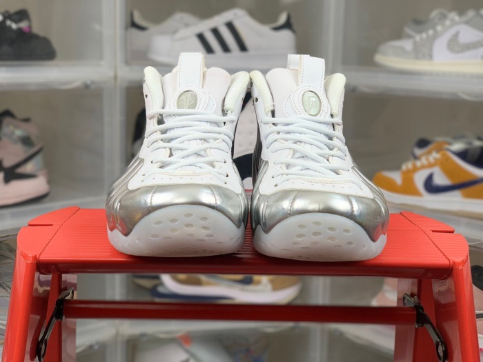 N*ike  A*ir F*oamposite  top quality  aa3963-100