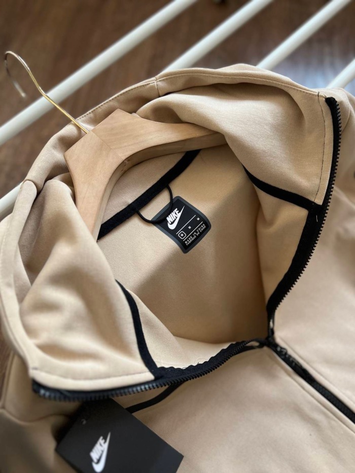  Top Quality10019