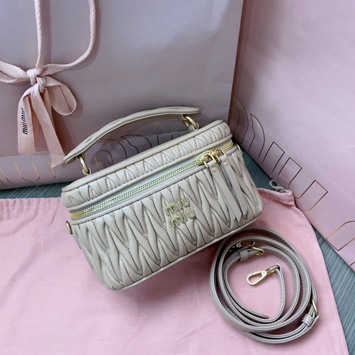 M*iu M*iu Bag Top Quality 18*11.5*8CM