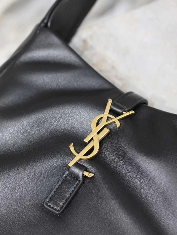 Y*SL Top Bag 23*22*8.5CM