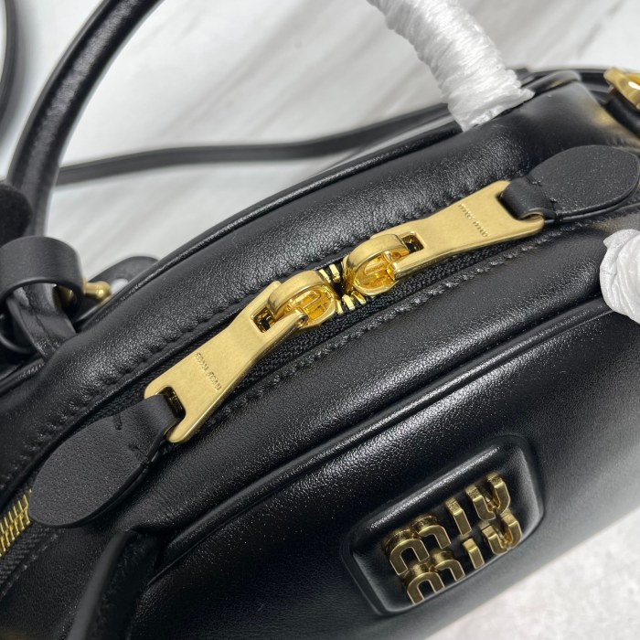 M*iu M*iu Bag Top Quality 23*15*11CM