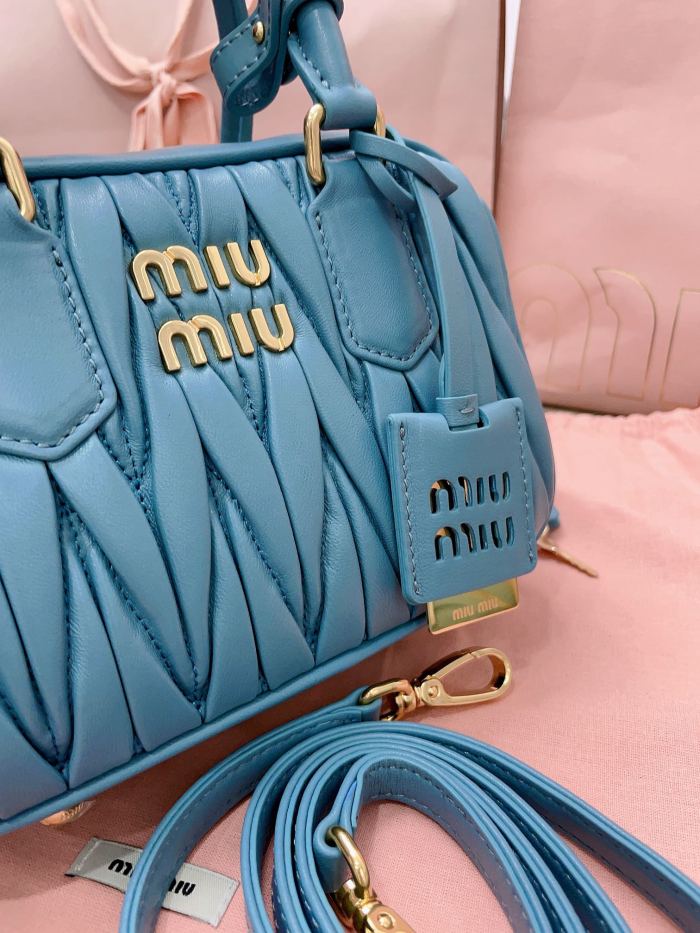 M*iu M*iu Bag Top Quality 19*13*6CM