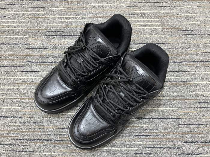 Men  L*ouis V*uitton Top Quality Sneakers