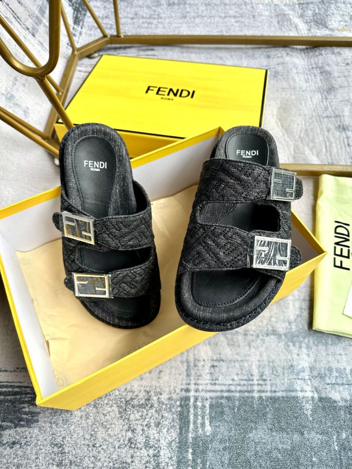 F*endi Top Sandals