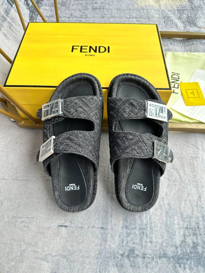 F*endi Top Sandals