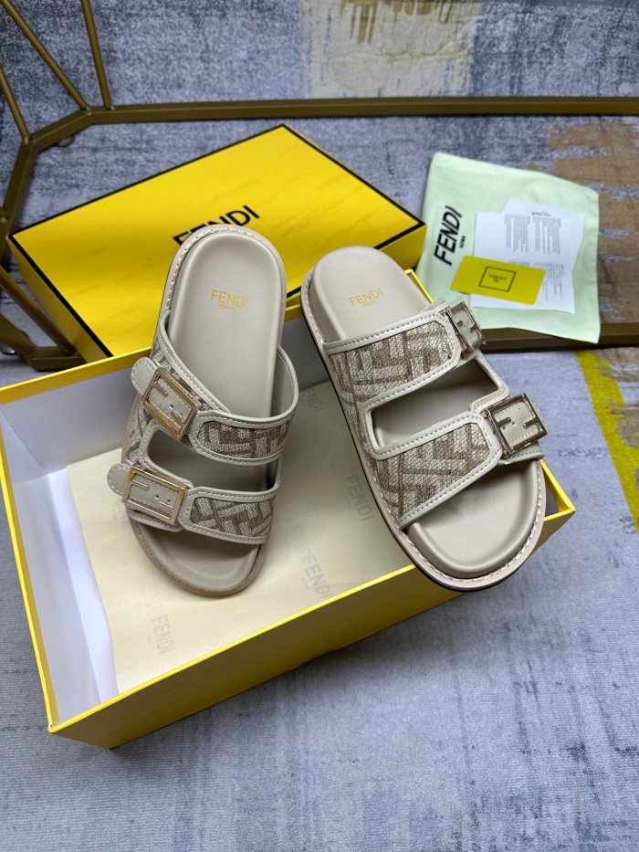 F*endi Top Sandals
