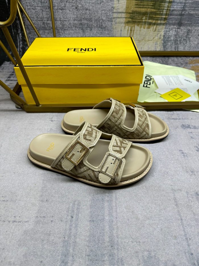 F*endi Top Sandals