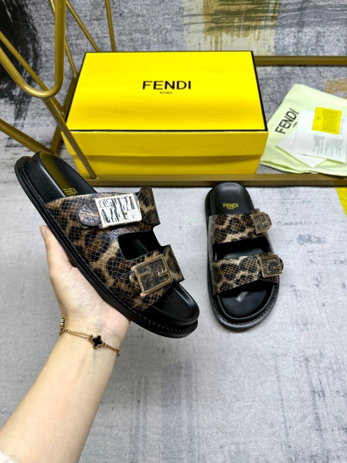 F*endi Top Sandals