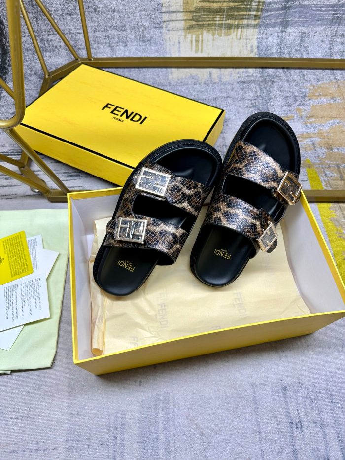 F*endi Top Sandals