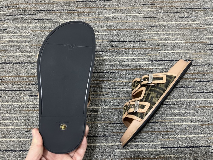 F*endi Top Sandals
