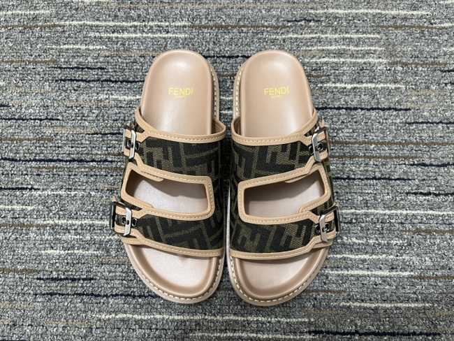 F*endi Top Sandals