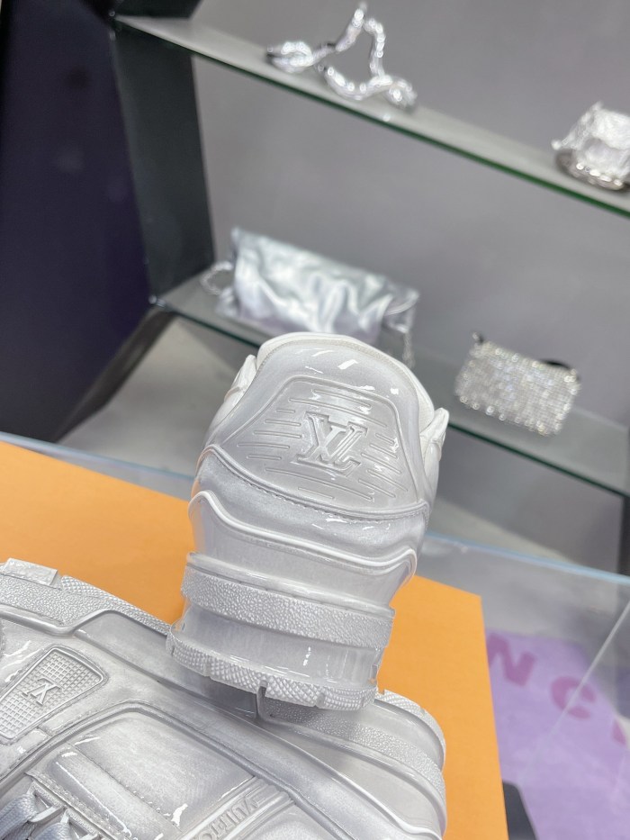 Men  L*ouis V*uitton Top Quality Sneaker