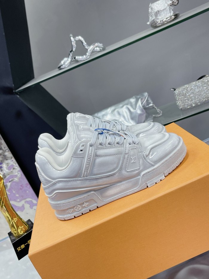 Men  L*ouis V*uitton Top Quality Sneaker