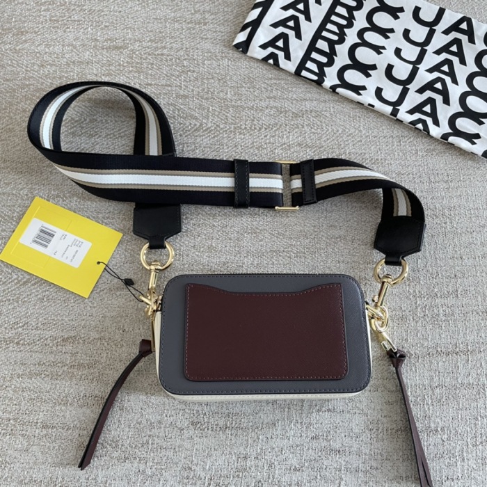 M*arc J*acobs Camera bag 18.5*10.5*6cm