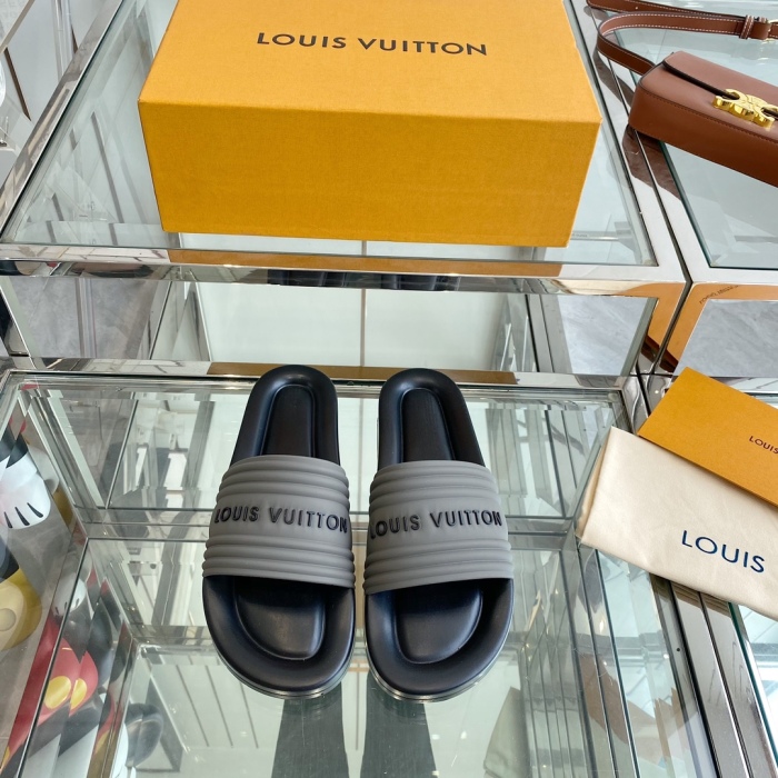 Men  L*ouis V*uitton Top Quality Sandals