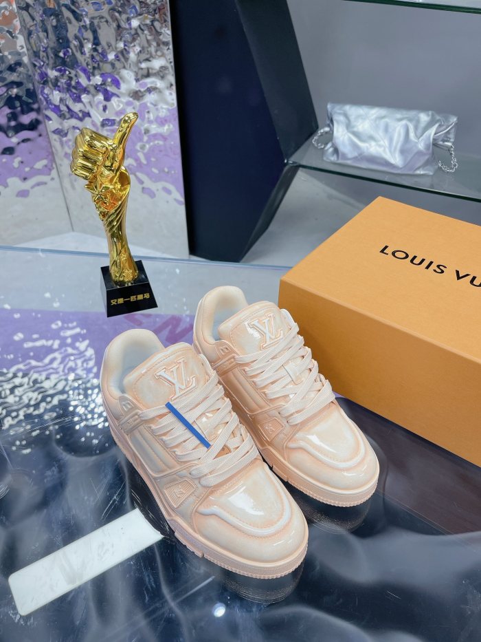 Women L*ouis V*uitton Top Quality Sneaker