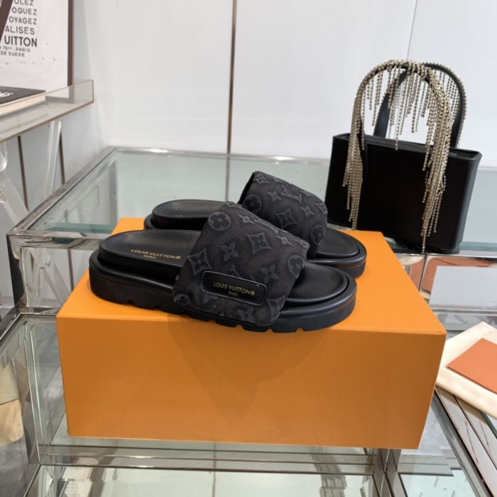 Men  L*ouis V*uitton Top Quality Sandals